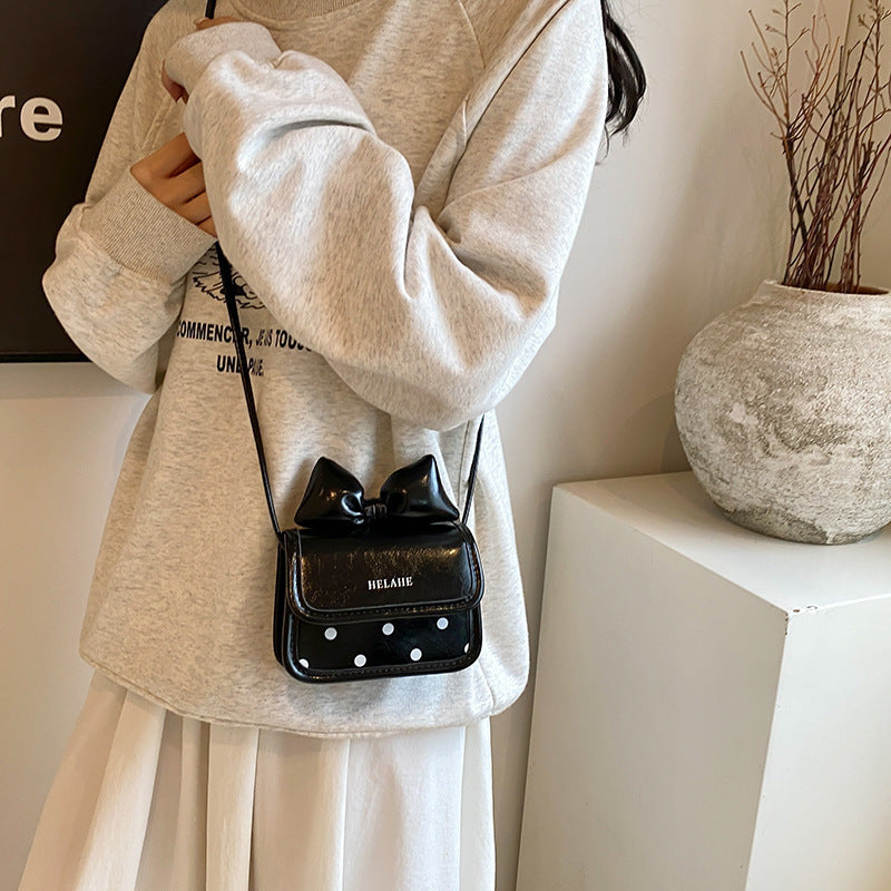 Bowknot crossbody bag