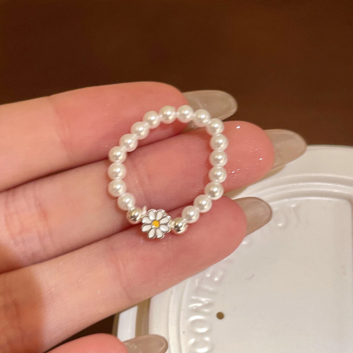 The open ring is a niche design for layering index finger rings