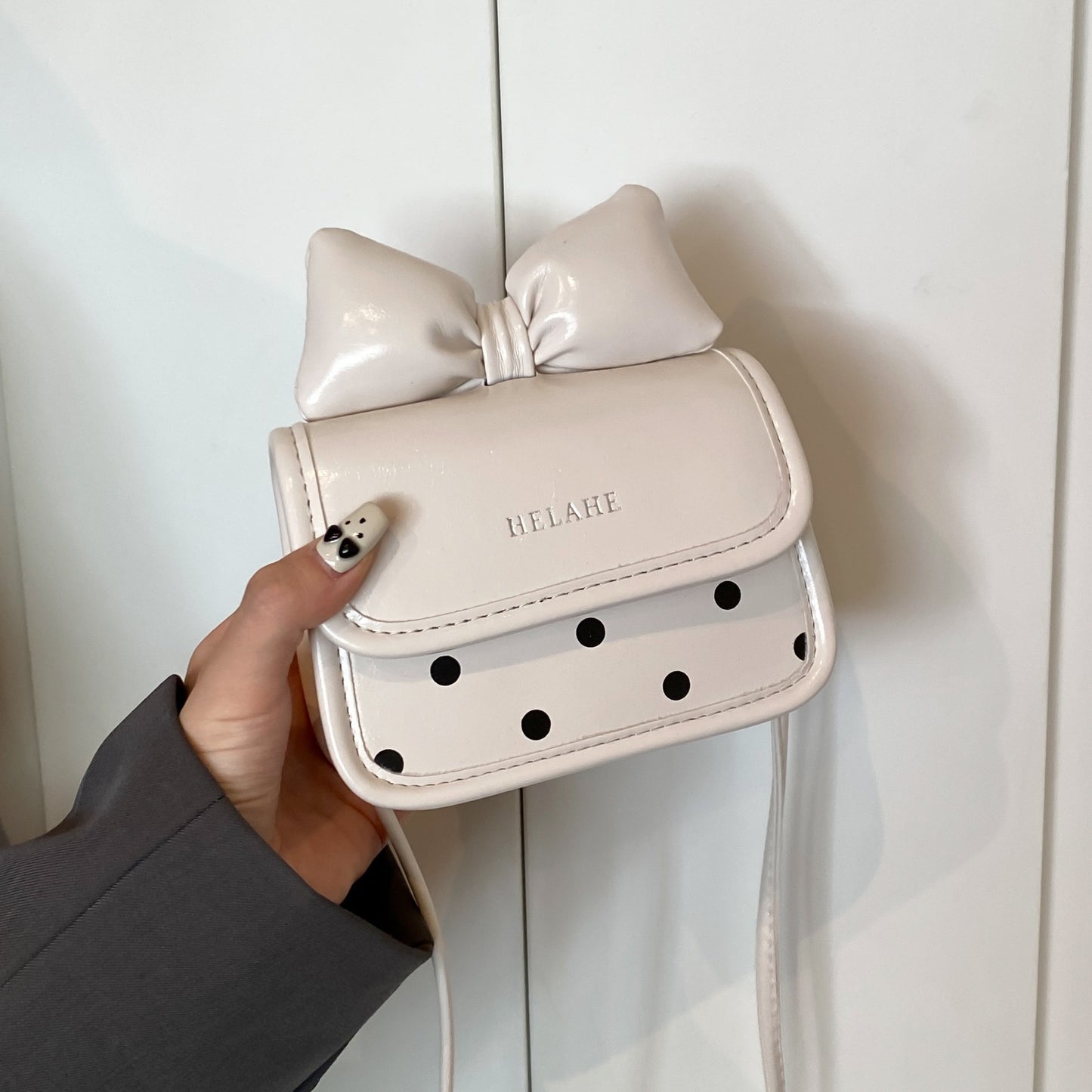 Bowknot crossbody bag