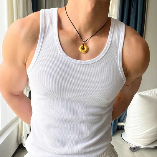 Men's sleeveless style for sports and fitness