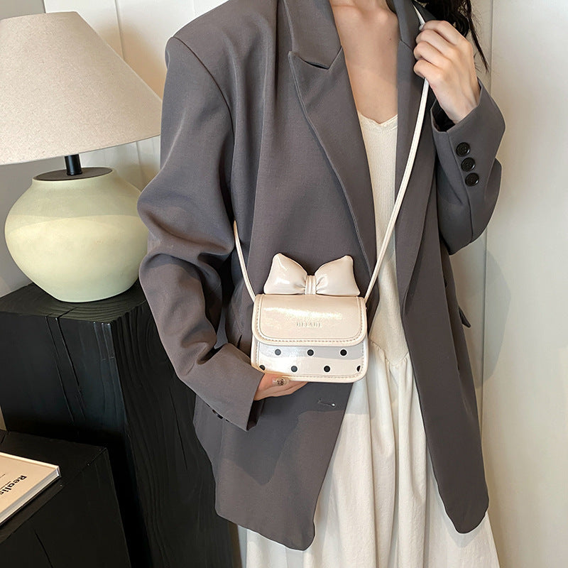 Bowknot crossbody bag